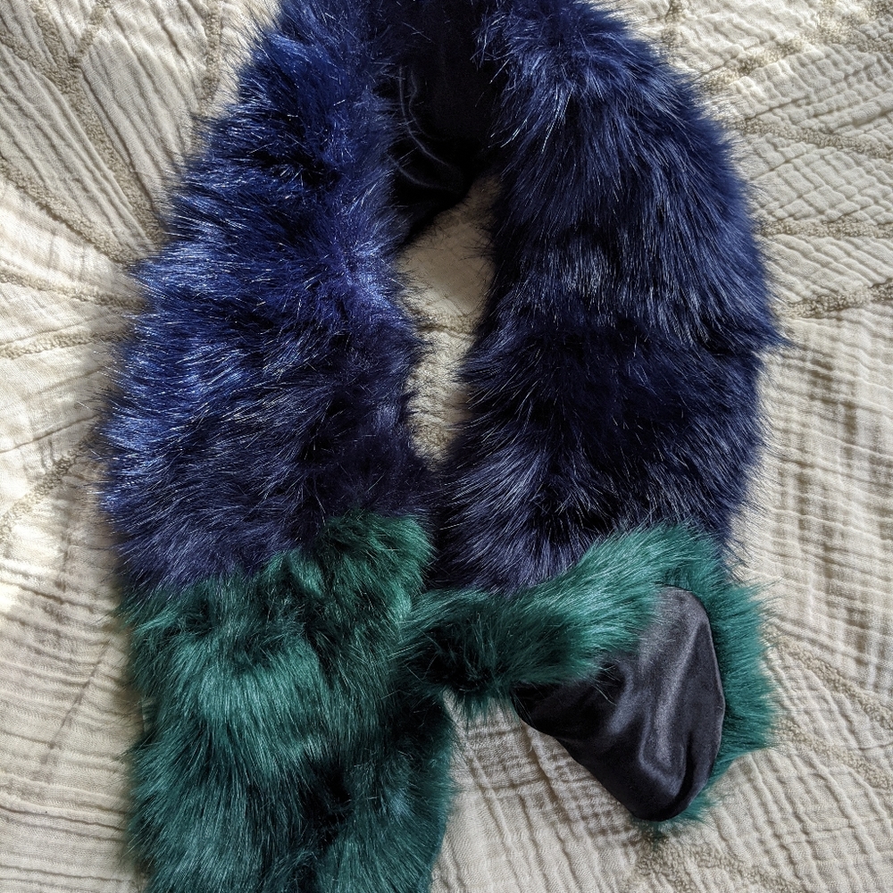 Faux fur scarf